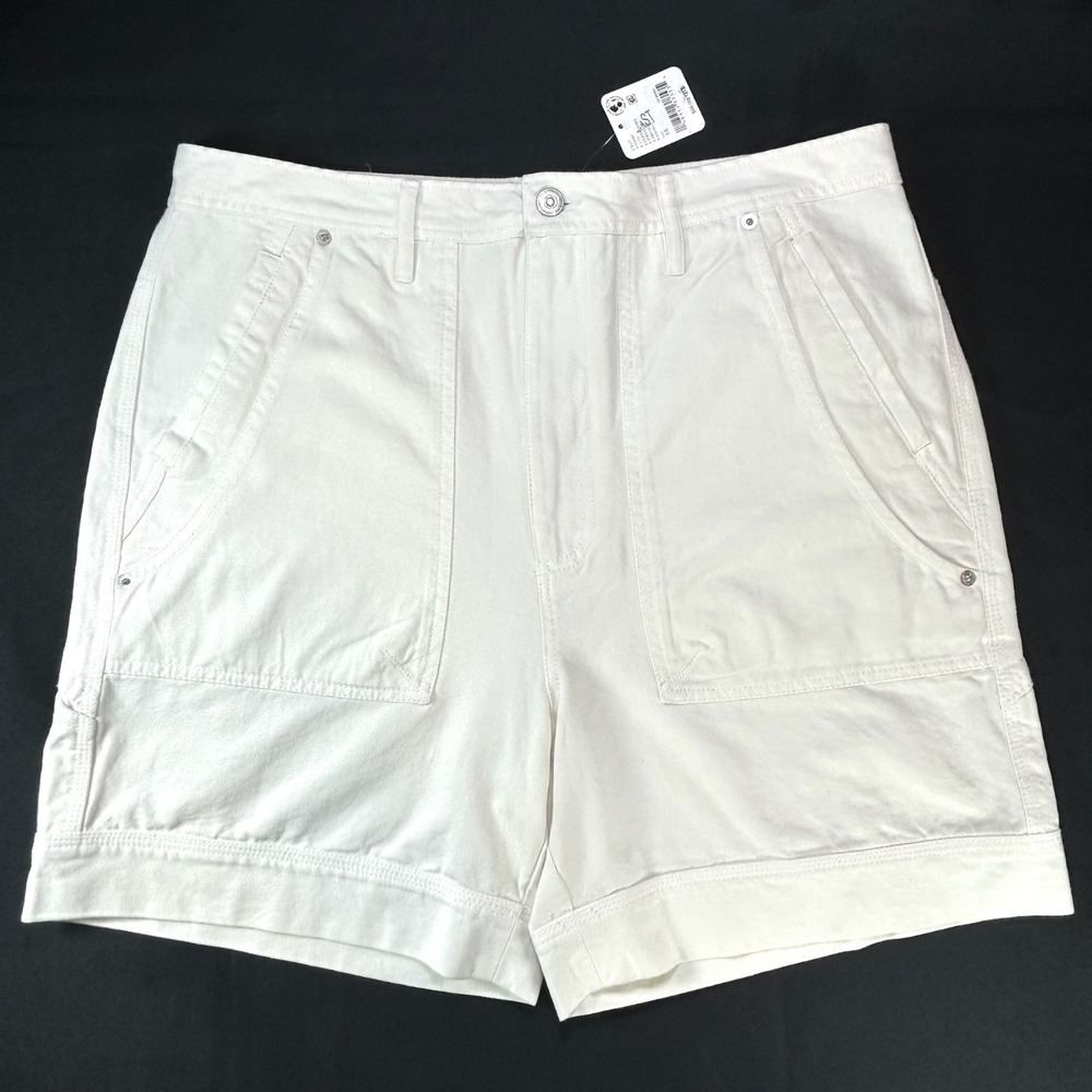 We The Free Women's 14 Ivory Carpenter/Cargo style Denim Shorts NWT $98 MSRP